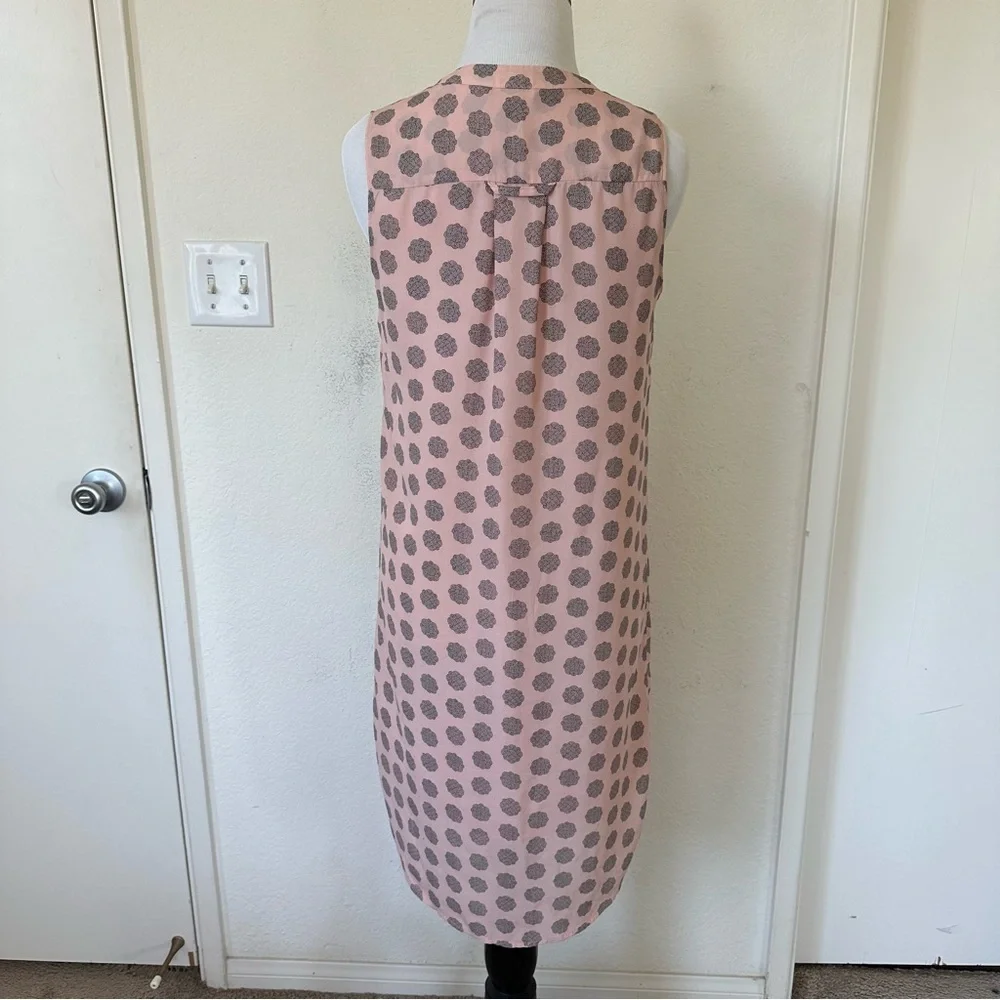 H&M Pink and Black Shirt Dress Sleeveless V-neck Fully Lined Size 4 - Picture 8 of 9